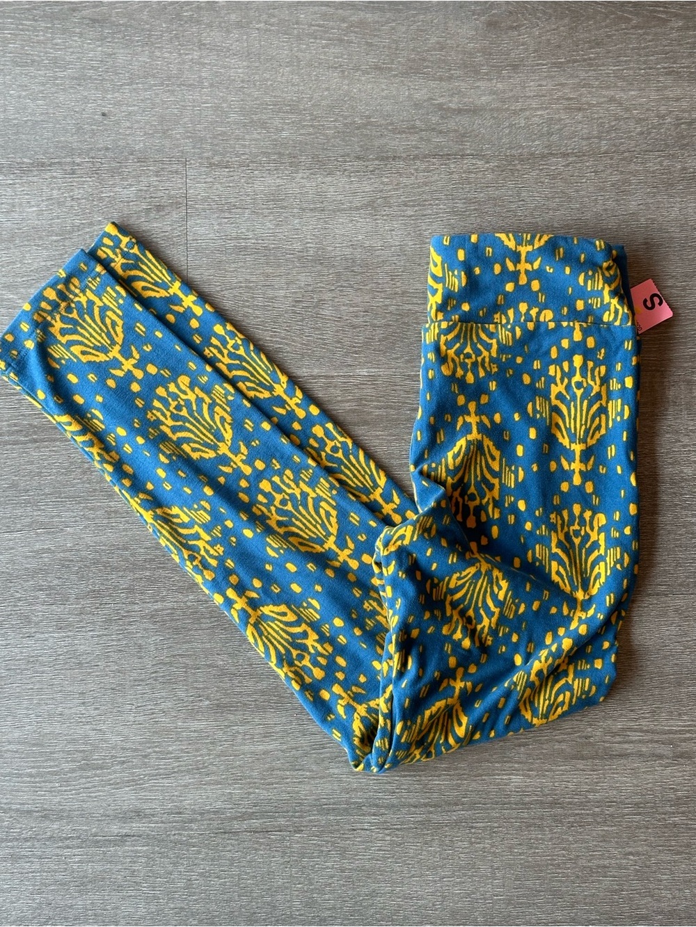 LuLaRoe Tween Blue & Yellow Print Leggings Like New